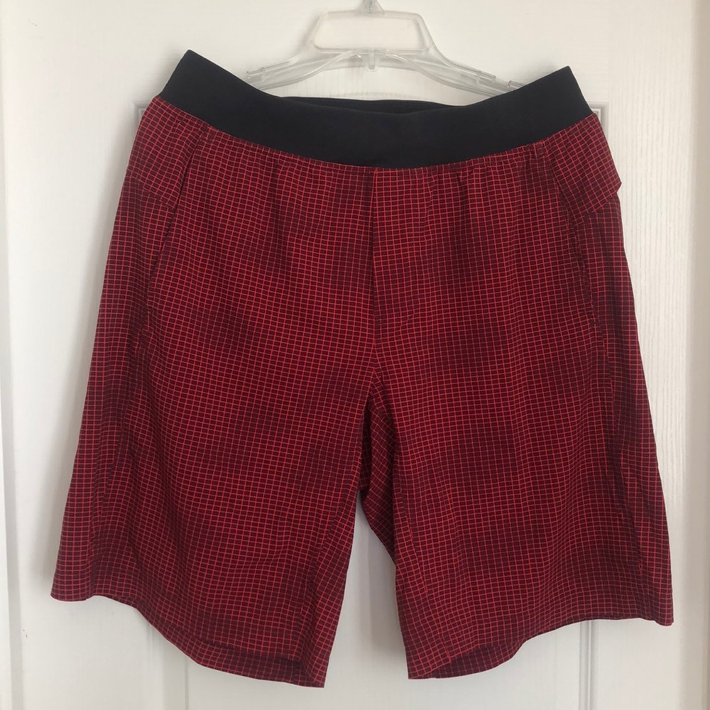 Lululemon Core Shorts - image 2